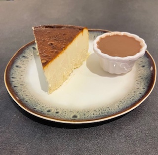  SAN SEBASTIAN CHEES CAKE