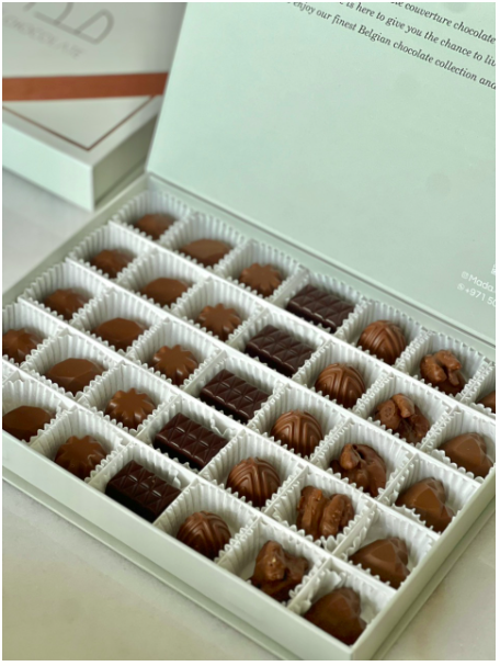 CHOCOLATE FAMILY BOX