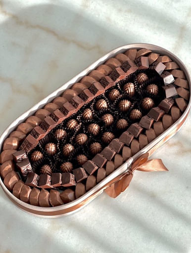 Luxurious Leather Chocolate Tray 1 kg