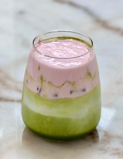  CREAMY MATCHA STRAWBERRY