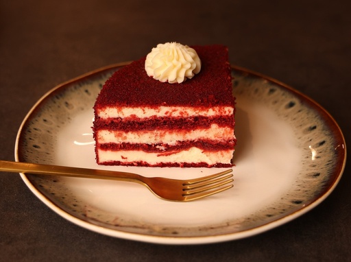 RED VELVET CAKE